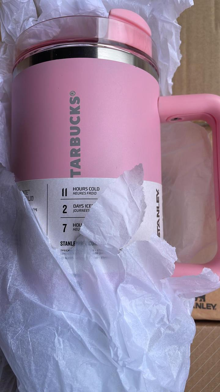 Stanley Pink Quencher H2.0 FlowState Tumbler 40 oz